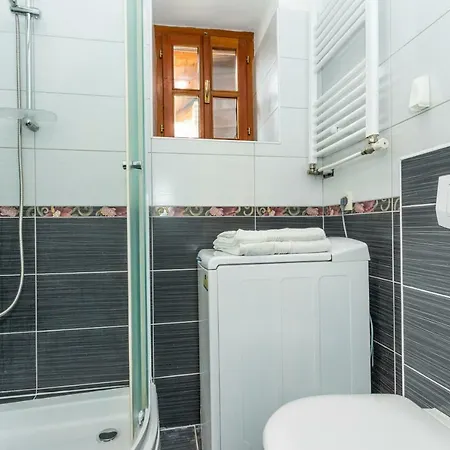 ヴィラ Andrija シベニク