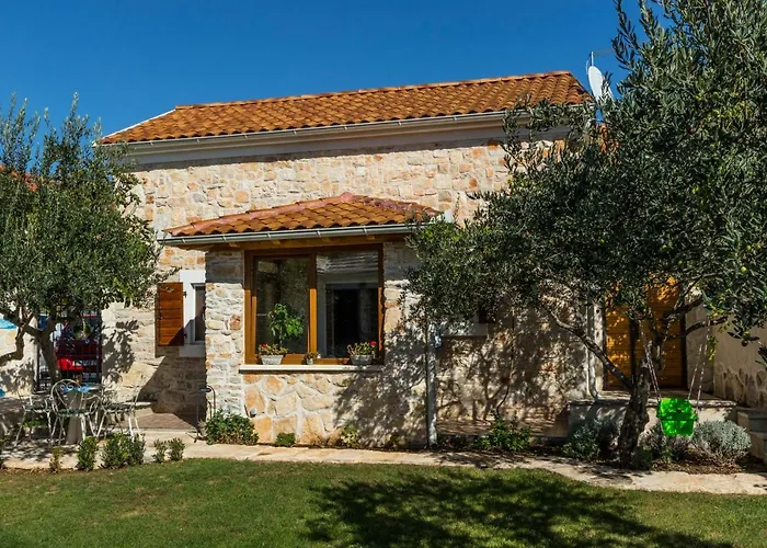 Andrija * シベニク