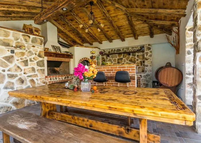 ヴィラ Andrija シベニク