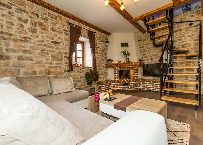 Andrija * シベニク